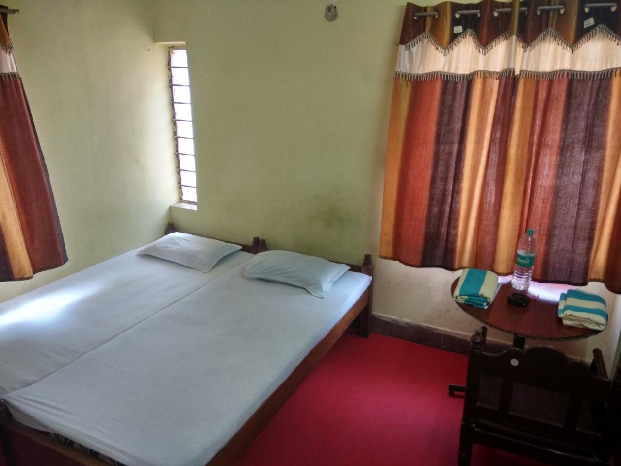 Renu Guest House Calcutta Exterior foto
